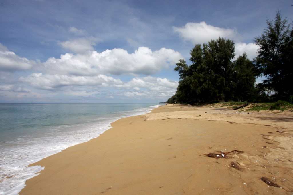 MAI KHAO BEACH EN HAUTE SAISON