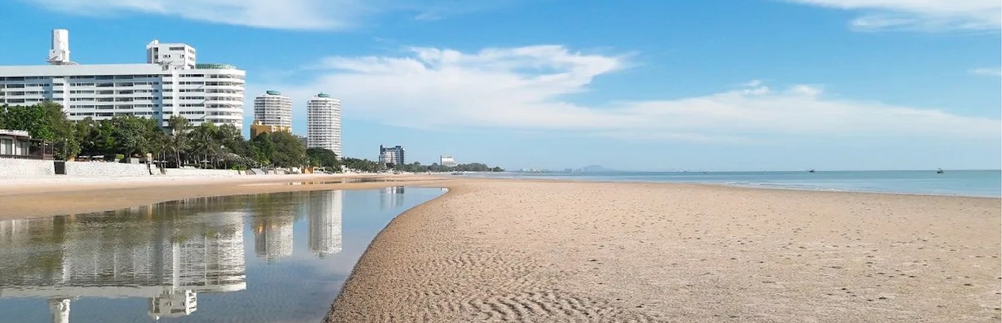 HUA HIN DEPUIS PATTAYA.jpg