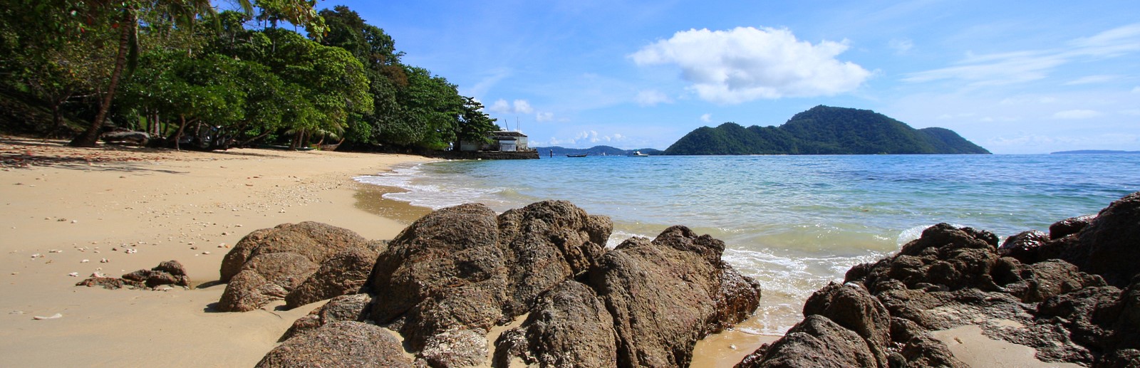 LAEM KA BEACH RAWAI PHUKET THAILANDE.jpg