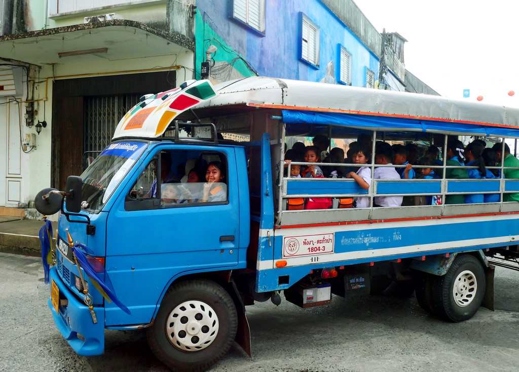 BUS A TAKUAPA