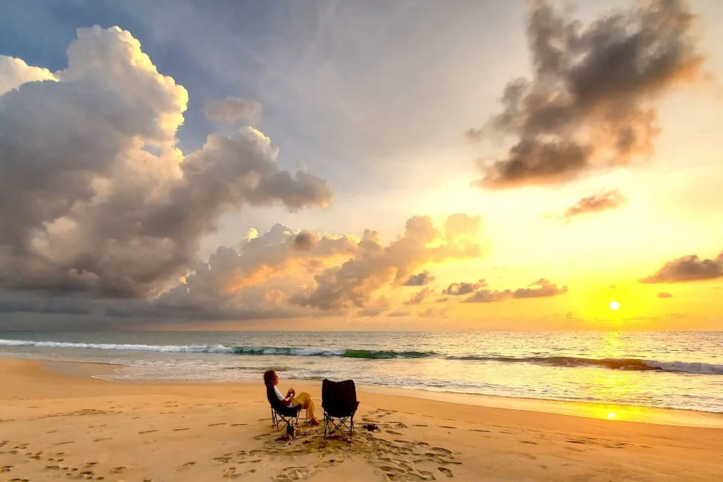 On ne se lasse pas de la splendeur de l'immensité CAMPER A BOR DAN THAI MUEANG