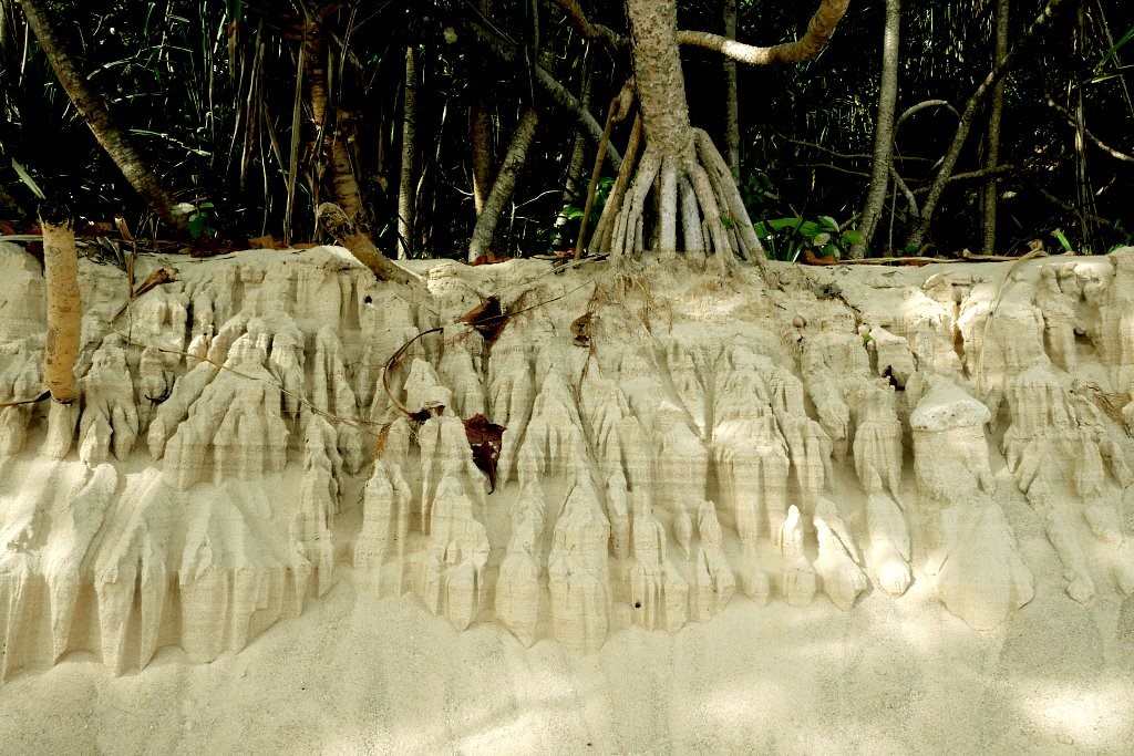 formations sableuse a rawai