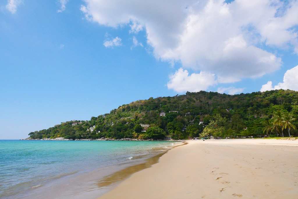 KARON BEACH PENDANT LE COVID