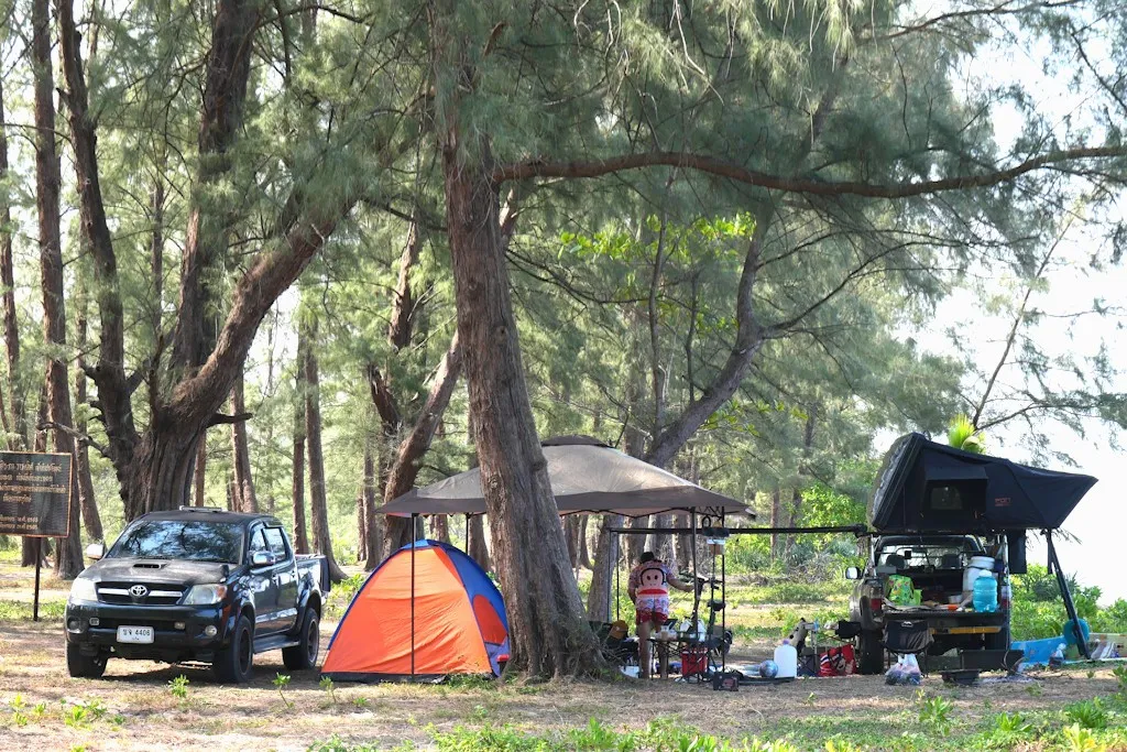 LA PASSION DES THAILANDAIS POUR LE CAMPING