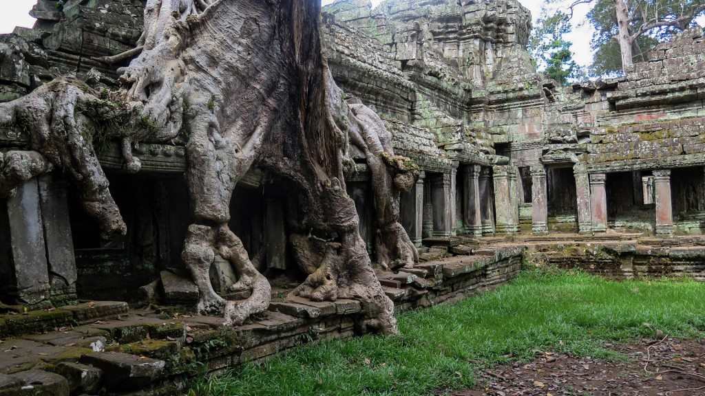 LE TEMPLE D'ANGKOR AU CAMBODGE