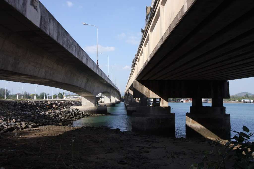 Les ponts Sarasin et Thepkasattri de Phuket
