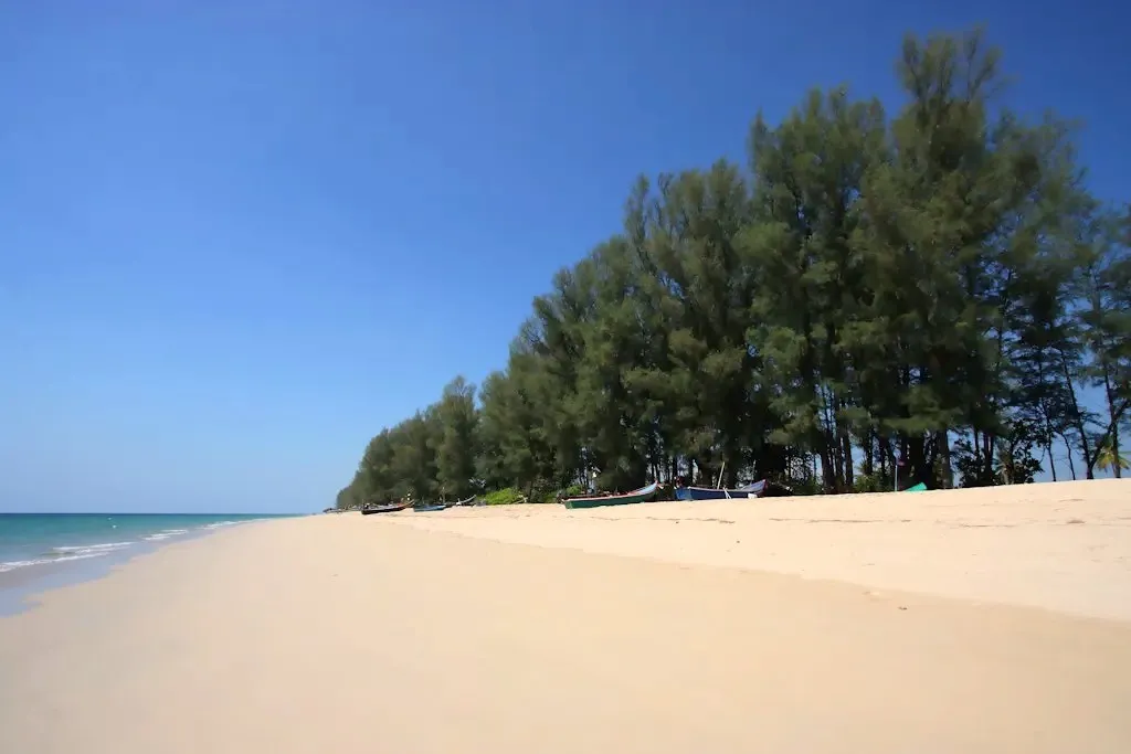 PLAGE DE THAI MUEANG AU SUD