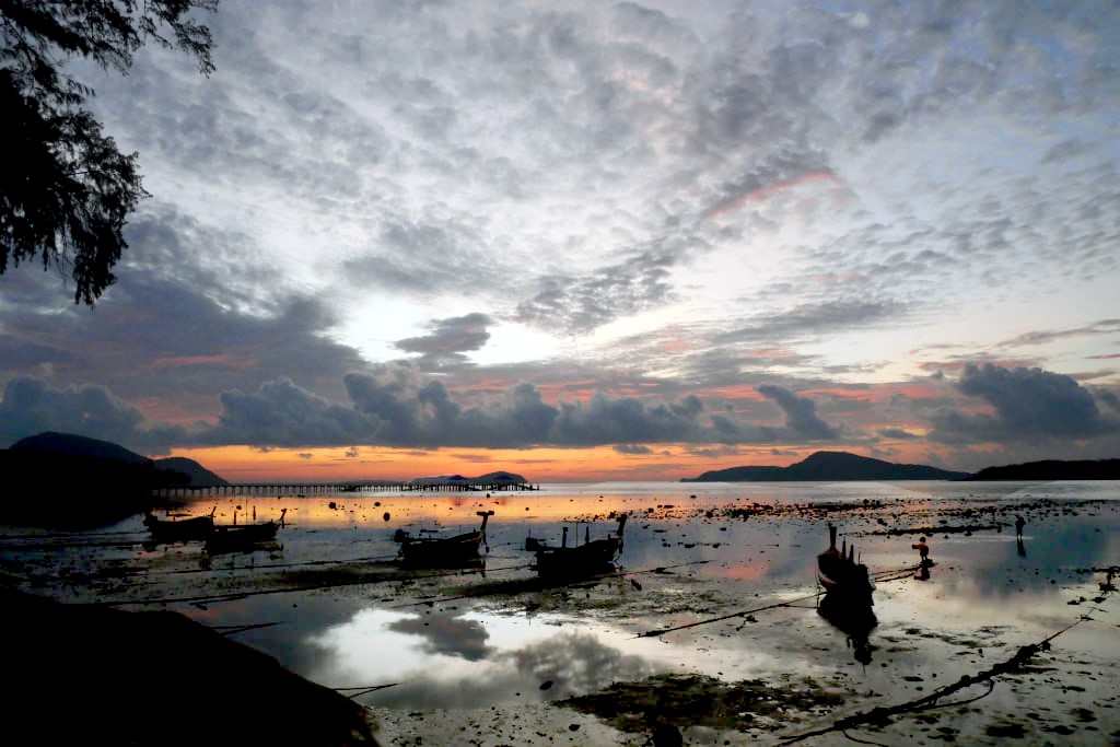 RAWAI BEACH MORNING - Christophe Entem