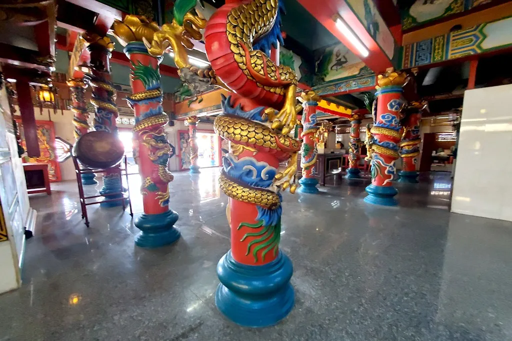 SANCTUAIRE CHINOIS  THAI MUEANG PHANG NGA