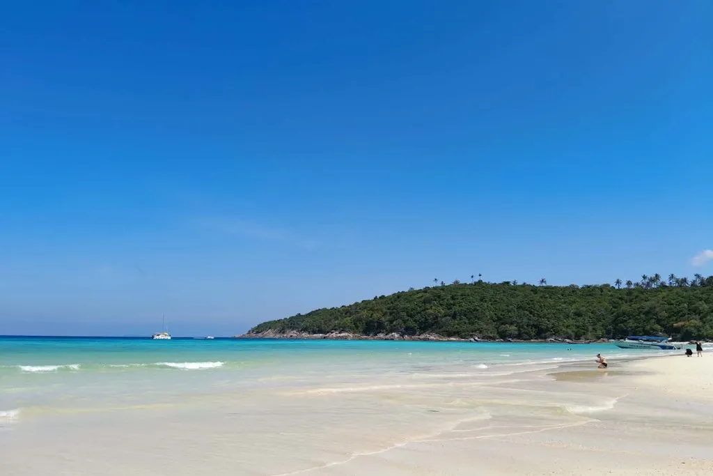 SIAM BAY RACHA ISLAND