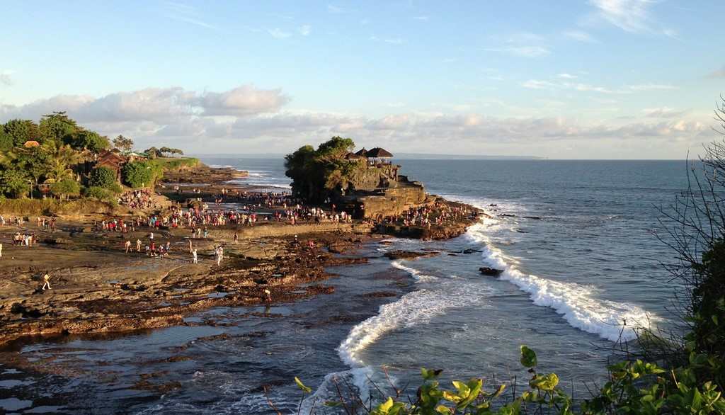 TANAH LOT BALI