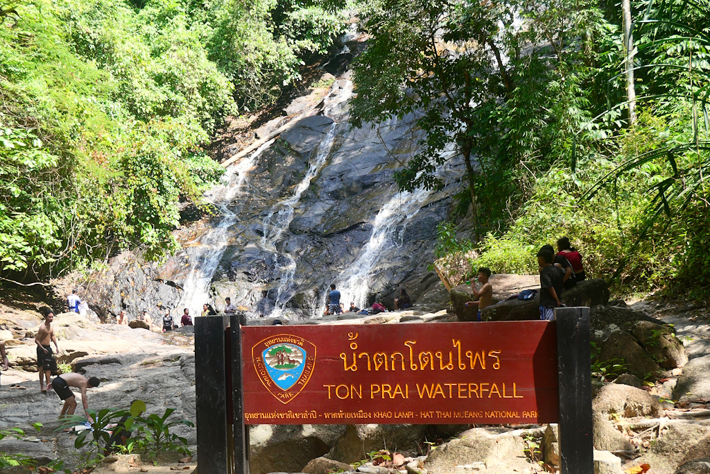 TON PRAI WATERFALL KHAO LAMPI HAT THAI MUEANG