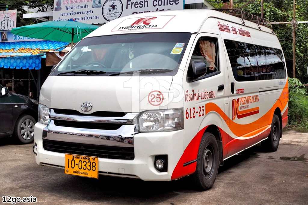 TRANSPORTS CHIANG MAI PAI EN MINIBUS