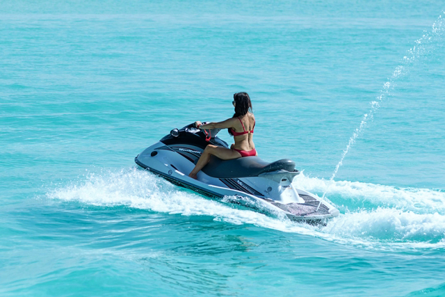 FAIRE DU JET SKI A PHUKET