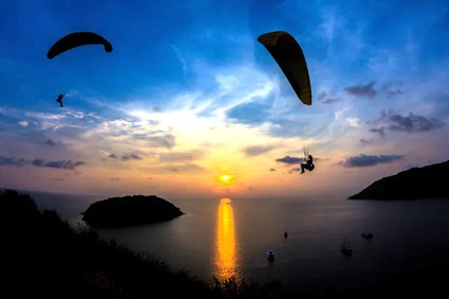 FAIRE DU PARAPENTE A PHUKET