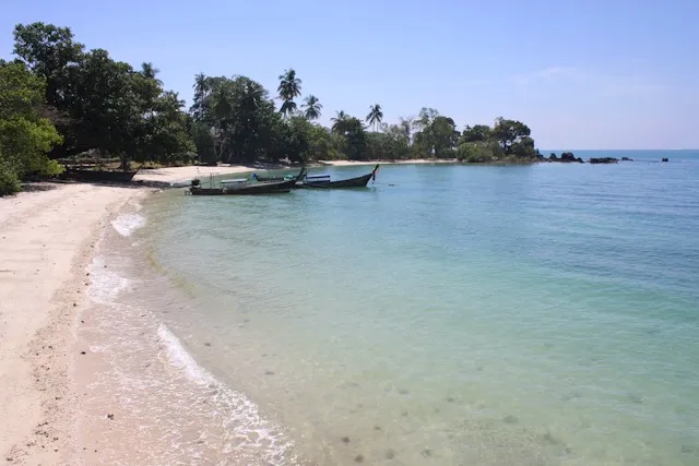 LOH HAD BEACH KOH YAO YAI