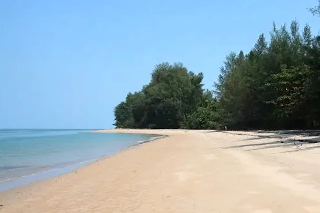 PLAGE DE SAI KAEW PROVINCE DE PHUKET