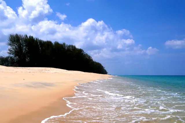 PLAGE SUR BO DAN PROVINCE DE PHANG NGA