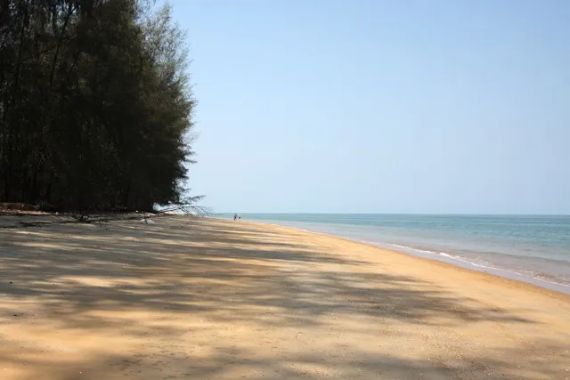 PLAGE SUR KOH KHO KHAO PROVINCE DE PHANG NGA