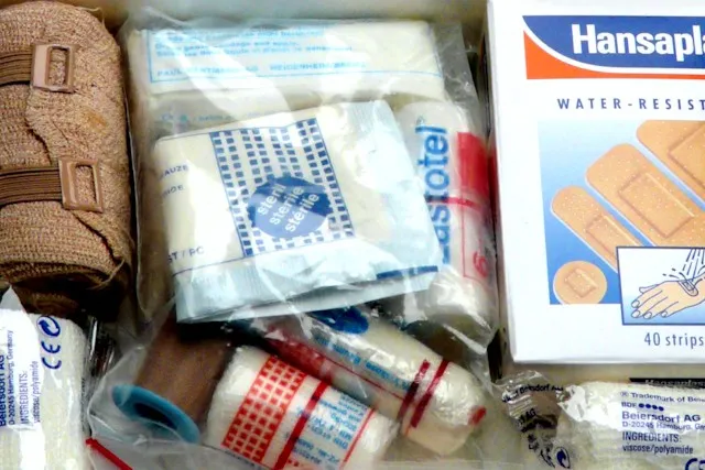 PREMIERS SECOURS EN VOYAGE