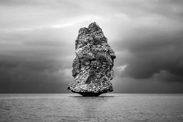 THIERRY COSTES ECRIVAIN GUIDE CONFERENCIER PHUKET