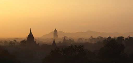 VOYAGER AU MYANMAR