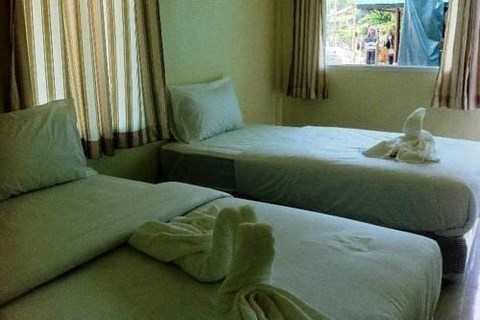 Apache Beach House Phi Phi Island