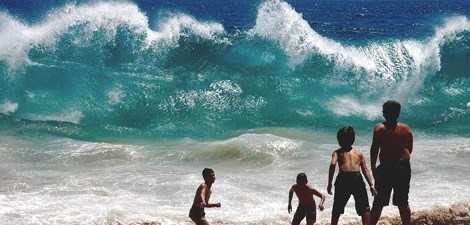 mer dangereuse en haute saison à phuket